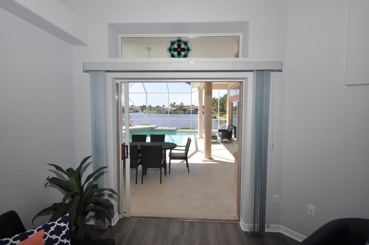 Sunset Bay Beautiful Pool Home - Bring Your Boat Or Jet Ski - Canal With Dock- Sleeps 10 - 4 Bd Πάλμ Κόουστ Εξωτερικό φωτογραφία